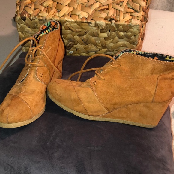 Booties - Picture 1 of 4